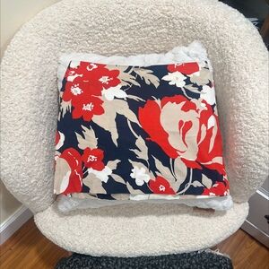 Theory mini skirt size 2